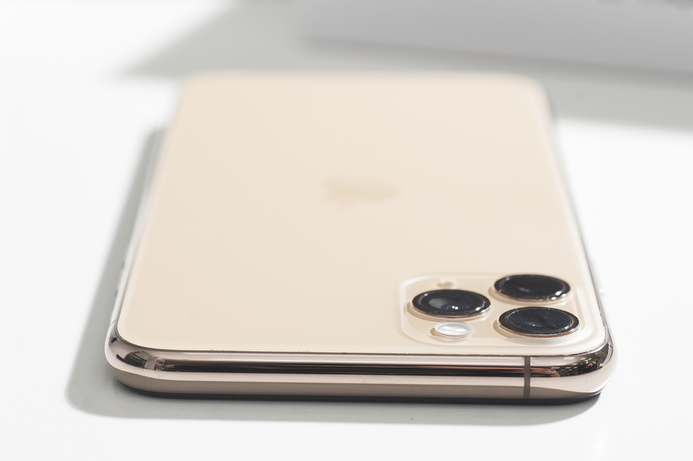 iPhone 11 Pro Max 64gb, Gold (MWH12) б/у